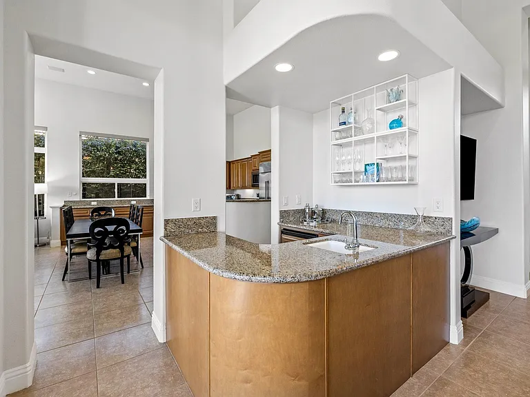 81045 Legends Way — Photo 17