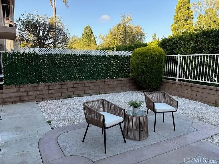 29746 Michelis St — Photo 65