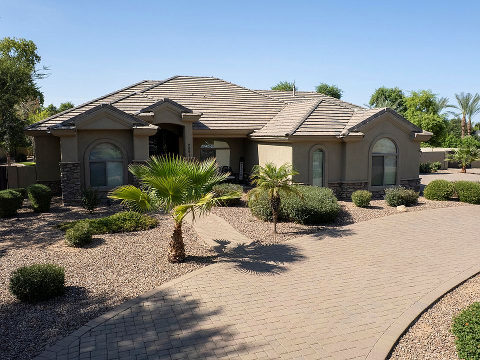 1st image of 2091 E COCONINO Court