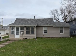 905 E North St, Pontiac, IL 61764