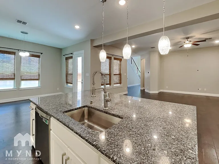 1278 Ocean Breeze Dr — Photo 8