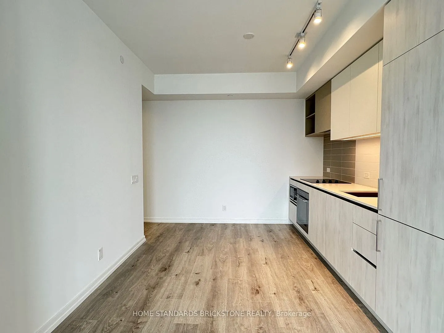 1 bed, $2,180 — Photo 4