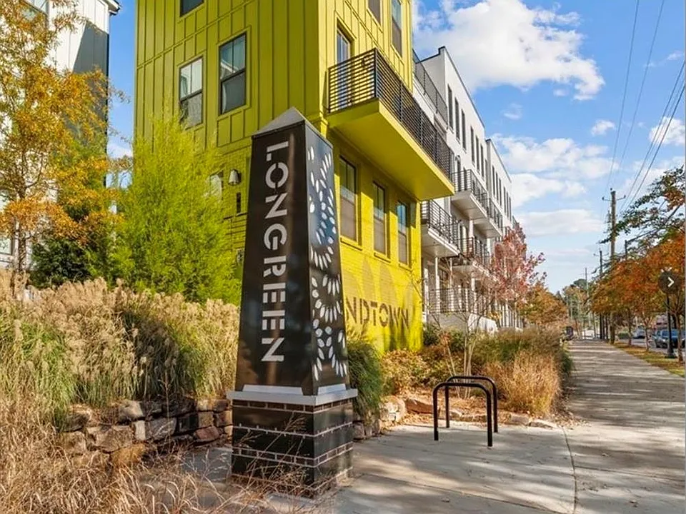 1294 Longreen Ter NW #2