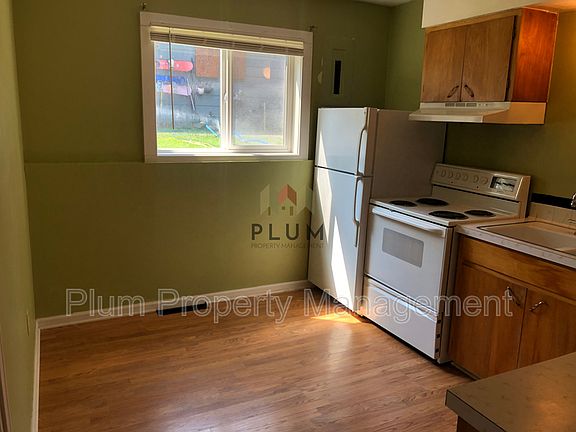 4th image of 1755 S 8th St W APT 4