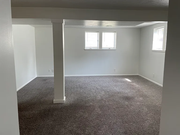 1001 Franklin Ave #UPPER — Photo 9