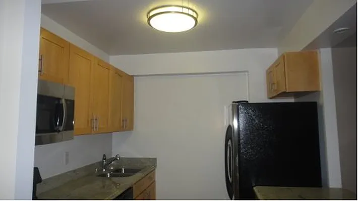 Rented by Hudson Park NY LLC | media 26