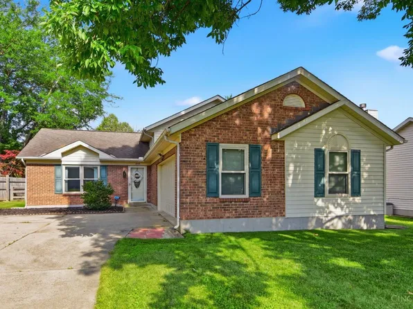1555 Barrington Ct, Lebanon, OH 45036