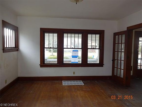3rd image of 1957 E 34th St