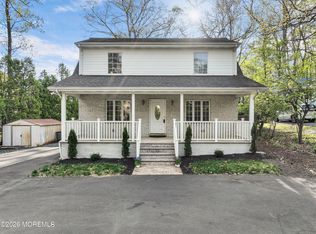 23 Oakland Mills Road, Manalapan, NJ 07726