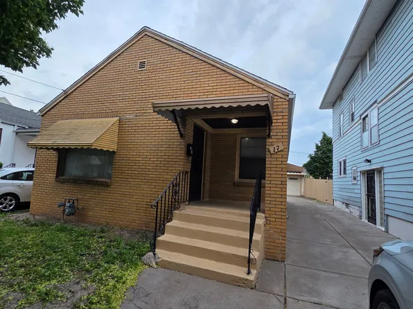 17 Suffolk St, Buffalo, NY 14215