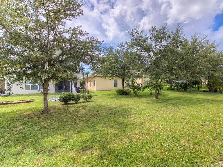 14122 Sapphire Bay Cir — Photo 16