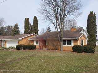650 Joan Dr, Mason, MI 48854