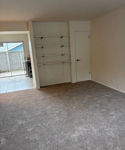Siesta Village Apartments — Photo 12