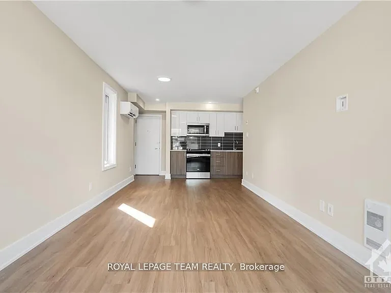 366 Winona Ave #3 — Photo 4