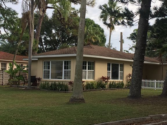 4th image of 220 San Jose Dr