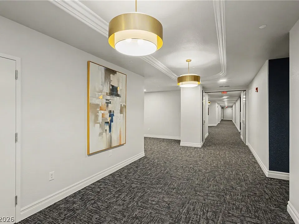 2240 Village Walk Dr #2205