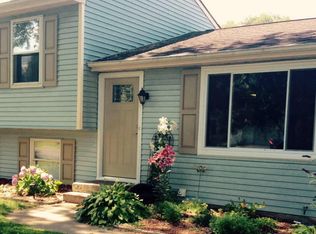 103 Baltic Dr, Liverpool, NY 13090