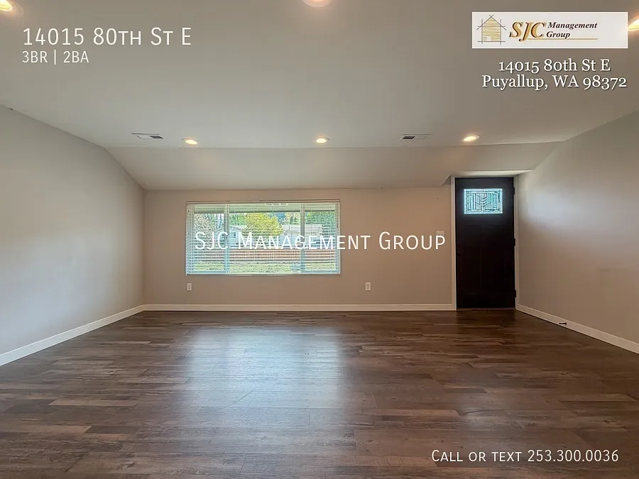 Charming 3 Bedroom Home in Downtown Puyallup — Photo 3