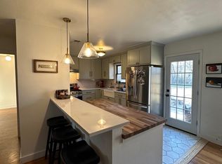 105 Pensacola Ave, Waxahachie, TX 75165