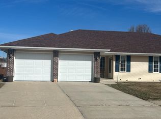 905 Heather Ln, Norfolk, NE 68701