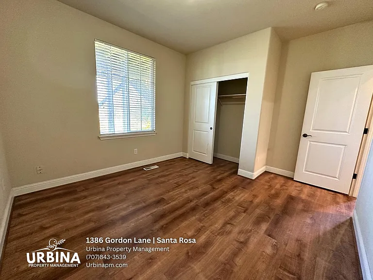 1386 Gordon Ln — Photo 21