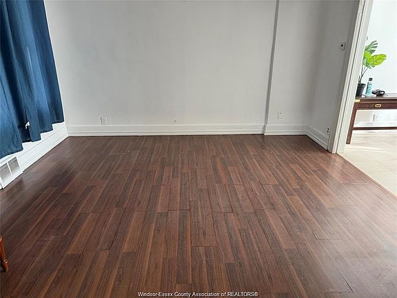 5th image of 1180 Albert Rd