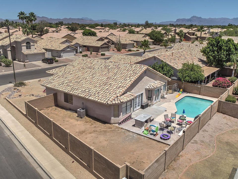 1st image of 7213 E Medina Ave