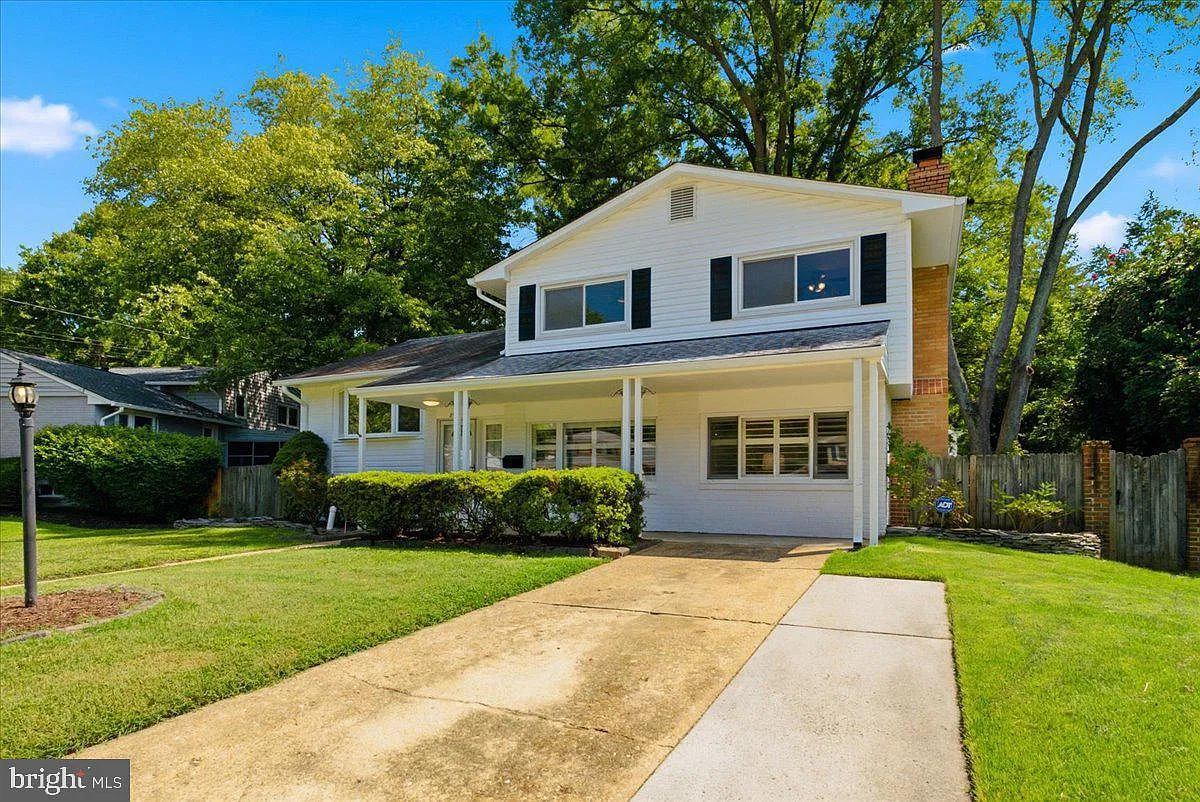 4 bed, 4.0 bath, 1840 sqft, $3,750 — Photo 4
