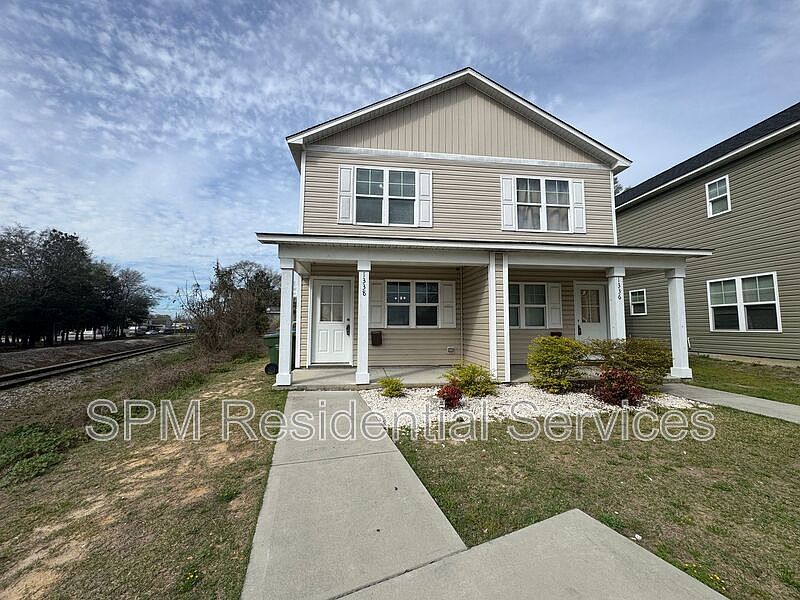 1st image of 1338 S 8th St
