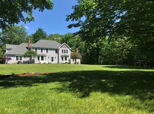 8 Baldwin Ln, Bedford, NH 03110