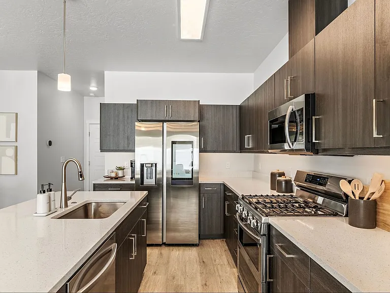 8953 W Irving St — Photo 18