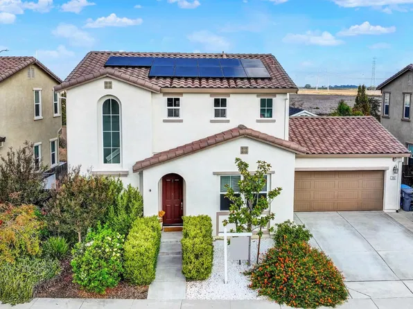 293 Wisteria Circle, Vacaville, CA 95687