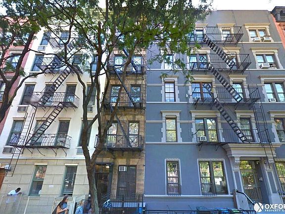 4th image of 426 W 47th St APT 5B