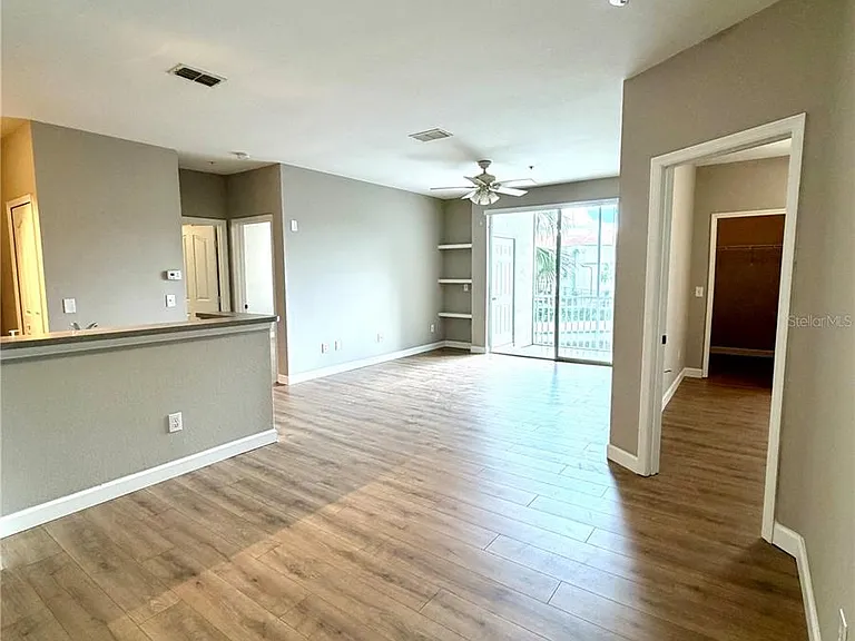 2639 Maitland Crossing Way #206 — Photo 4