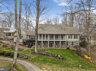 304 Reachcliff Dr, Shepherdstown, WV 25443