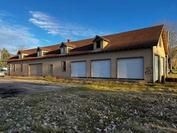 Bay Shore Dr #2, Oshkosh, WI 54901