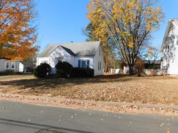 36 Silver St, West Springfield, MA 01089