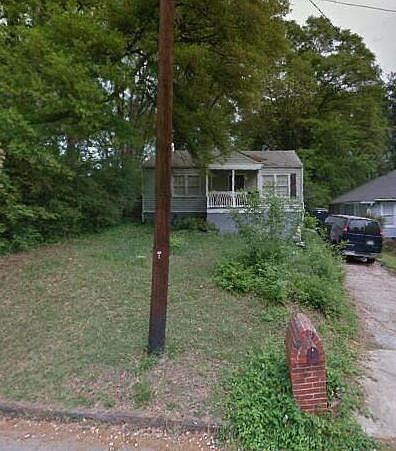 2nd image of 1620 Paxon St SE