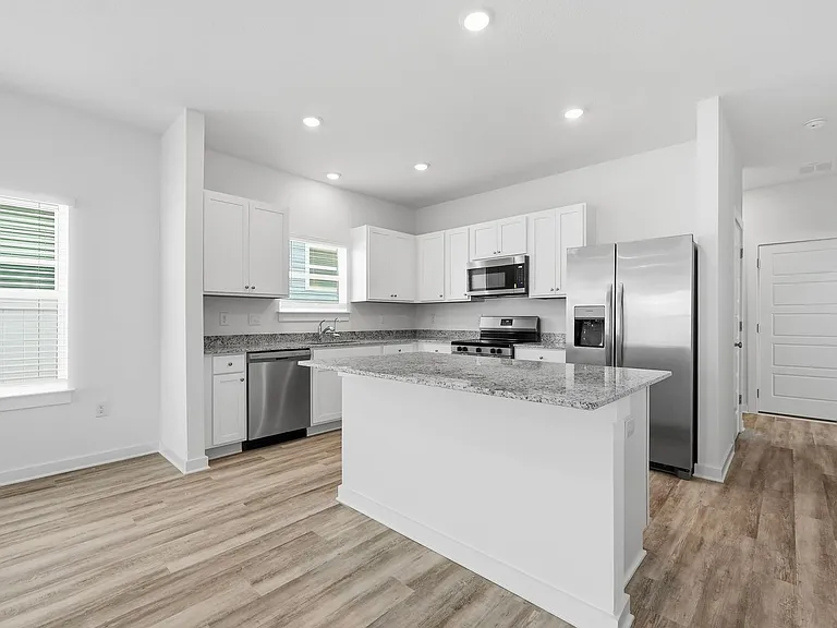 213 Huckleberry St — Photo 6