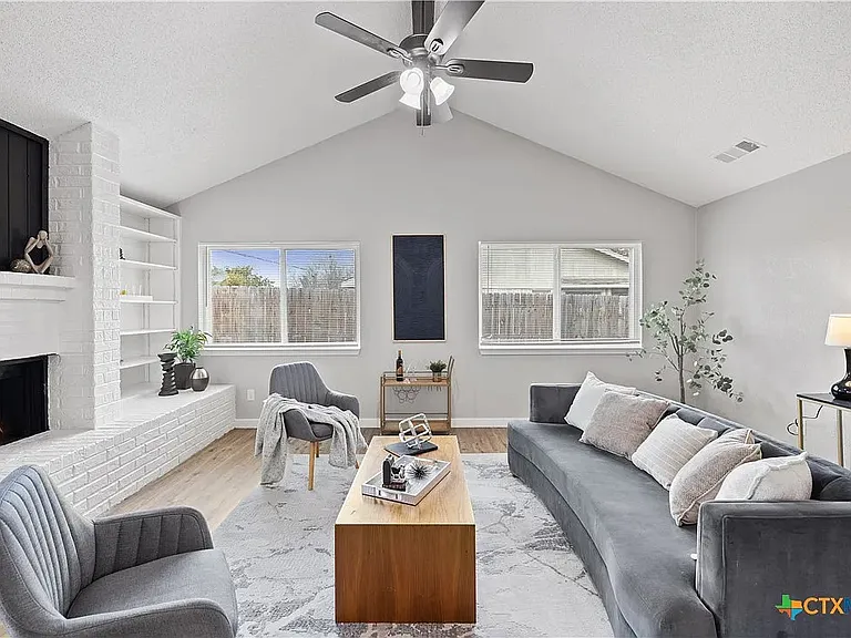 804 Antelope Trl — Photo 23