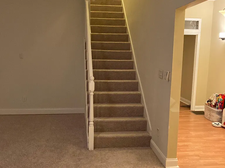 78 Lucy St SE — Photo 8