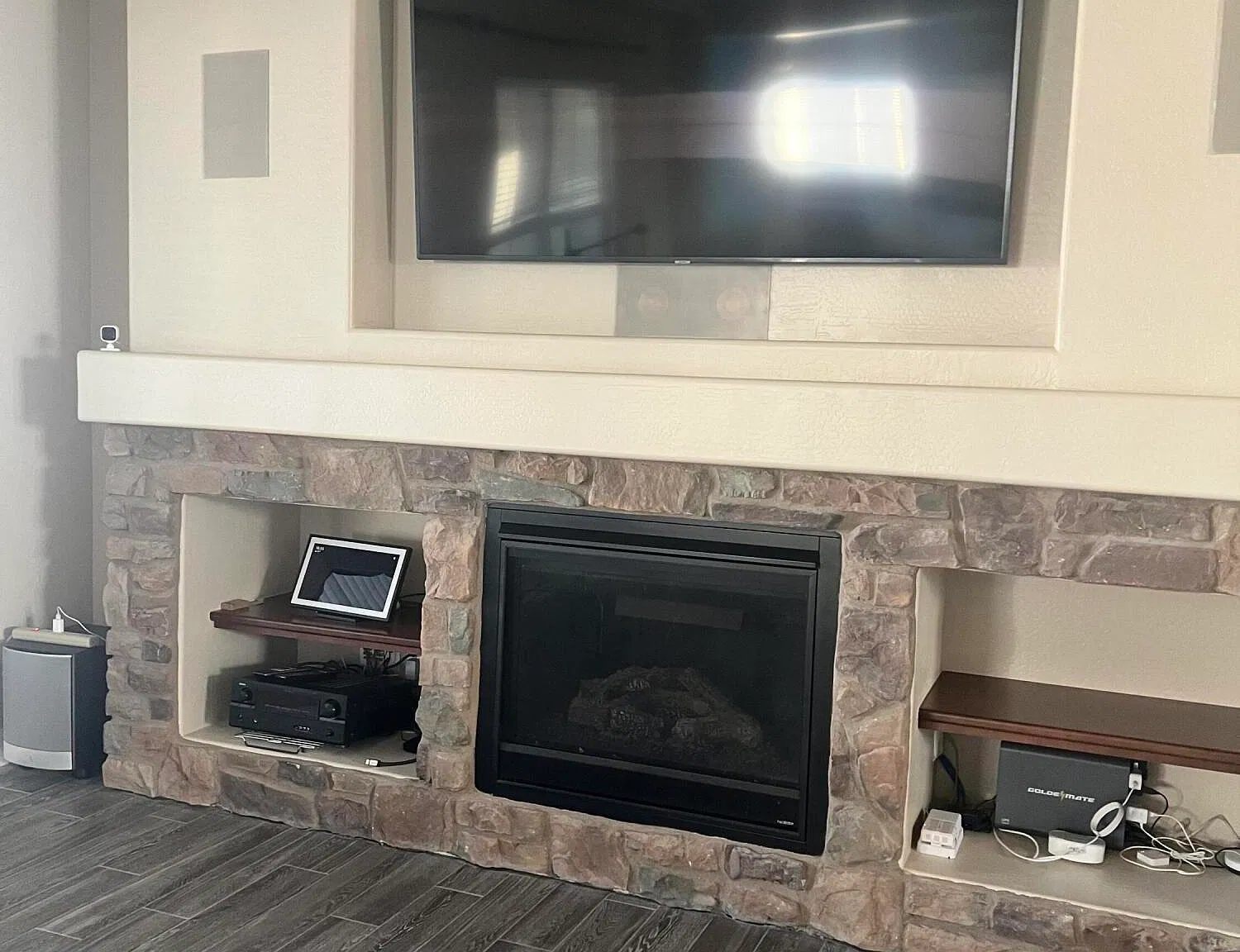 4 bed, 3.0 bath, 3062 sqft, $4,000 — Photo 3