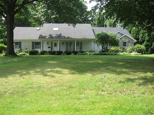 1st image of 277 N Countryside Dr