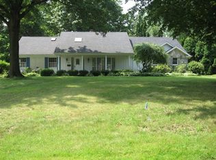 277 N Countryside Dr, Ashland, OH 44805