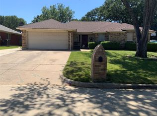 603 Ruth Dr, Kennedale, TX 76060