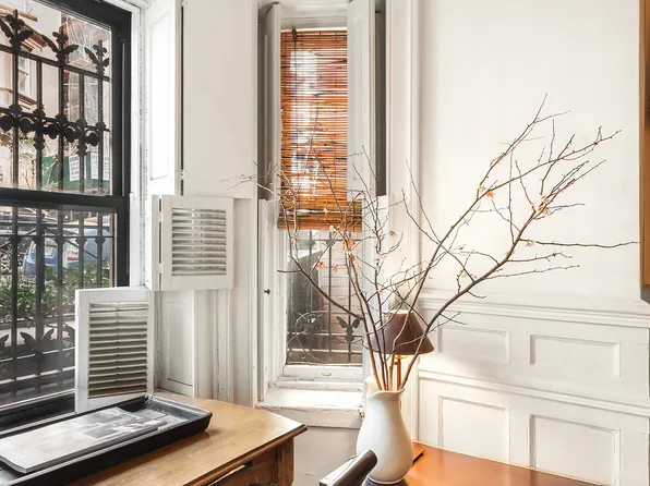 64 East 80th Street image 6 of 13