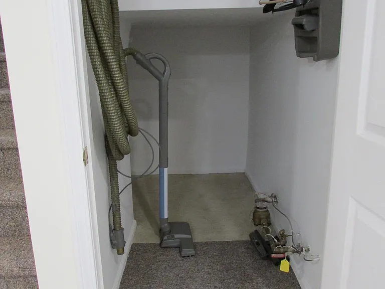 29 Tall Oaks Ct — Photo 28