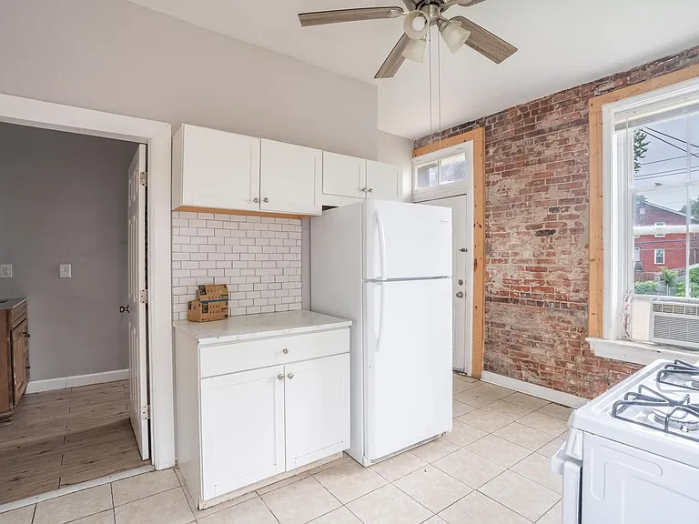 6128 Vermont Ave — Photo 14