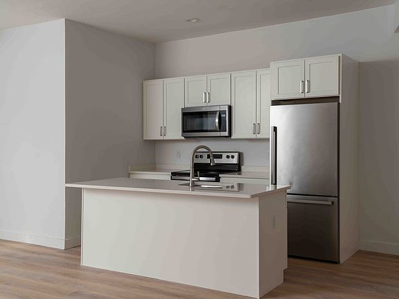 3rd image of 361 Admiral St #101