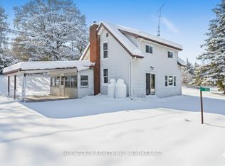 333 Burridge Rd, South Frontenac, ON K0H 1T0